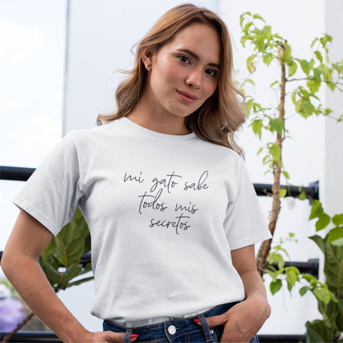 Biele UNISEX tričko „Mi gato sabe“