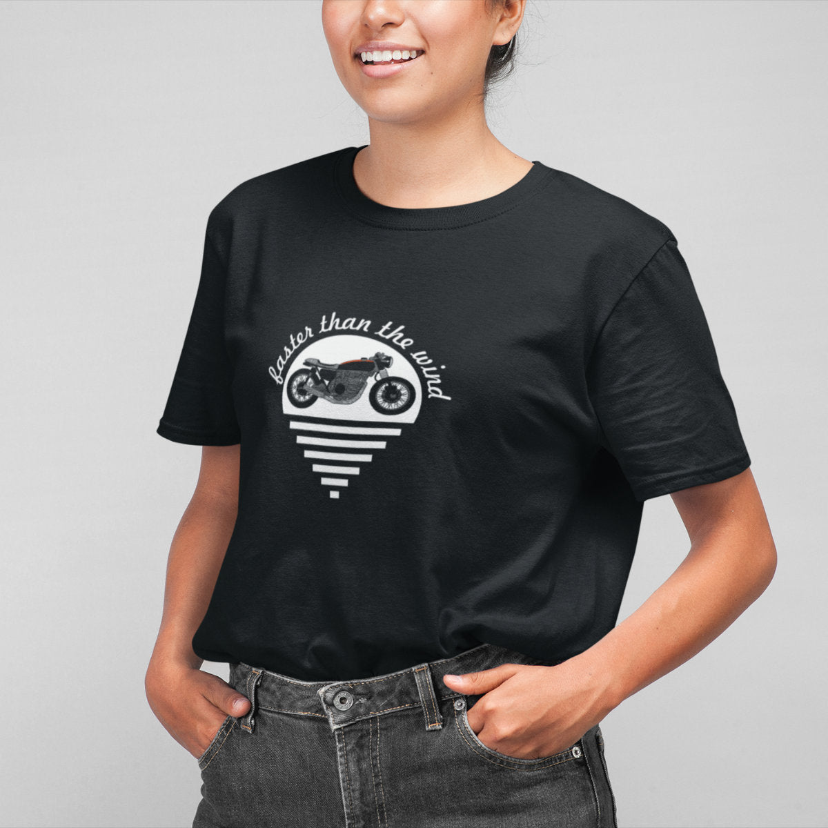 Čierne tričko „Faster than the wind“