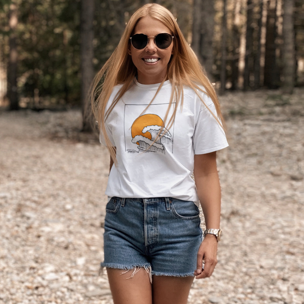 Weißes T-Shirt „Wellen“