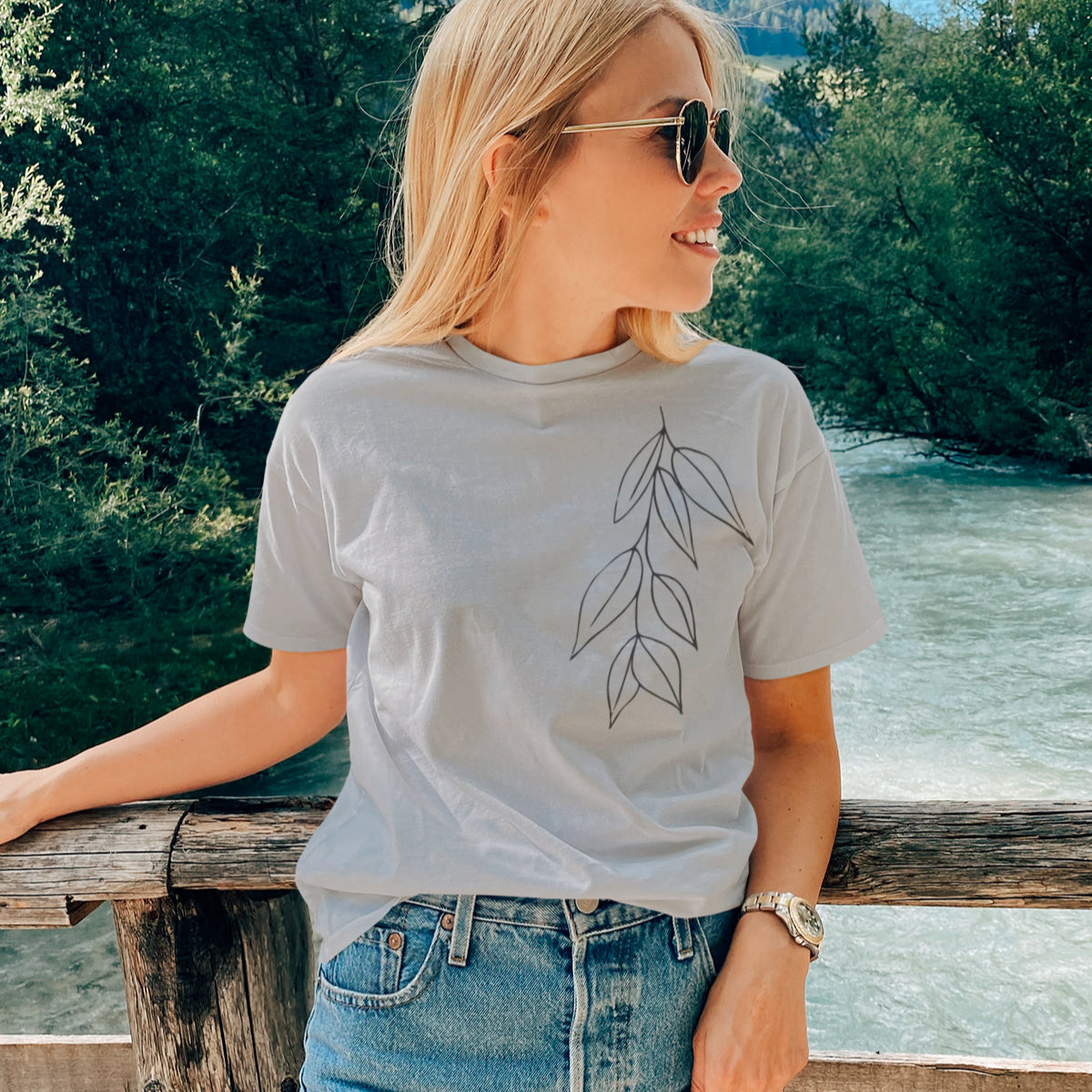 Šedé melírované tričko „Leaves“