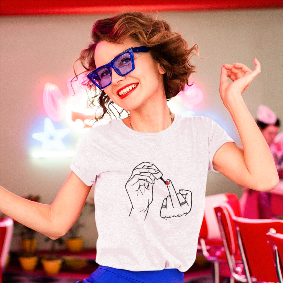 Biele tričko „Nail Polish“